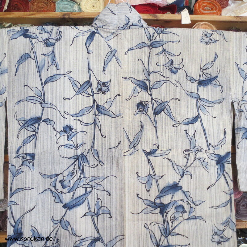 handgenähter japanischer Yukata Kimono, dicker Krepp Porzellanmuster