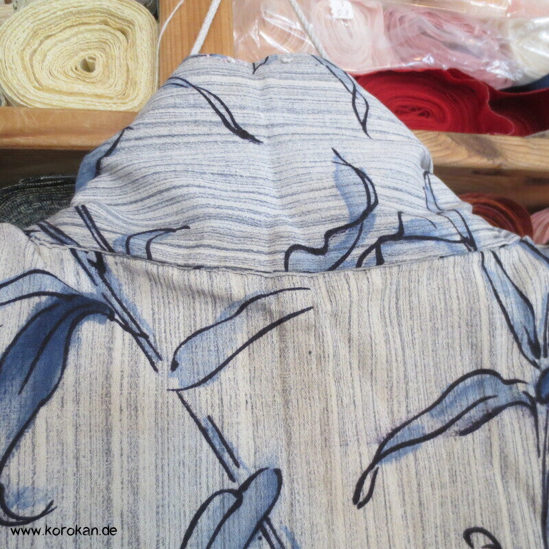 handgenähter japanischer Yukata Kimono, dicker Krepp Porzellanmuster