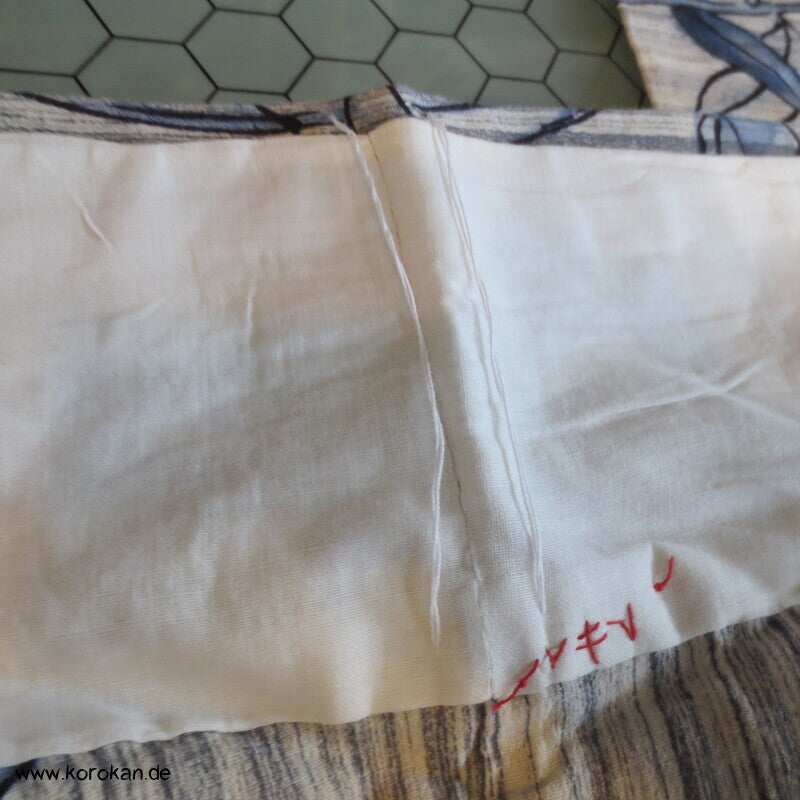 handgenähter japanischer Yukata Kimono, dicker Krepp Porzellanmuster