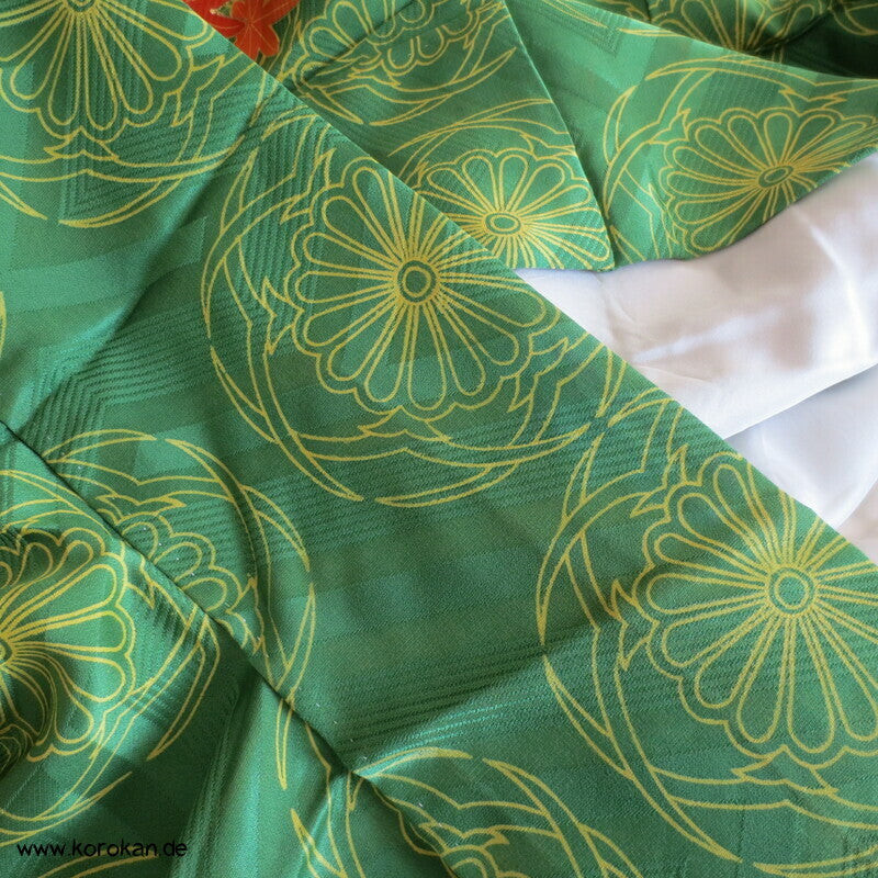 Genji Guruma und Blumen Seidendamast Furisode Kimono