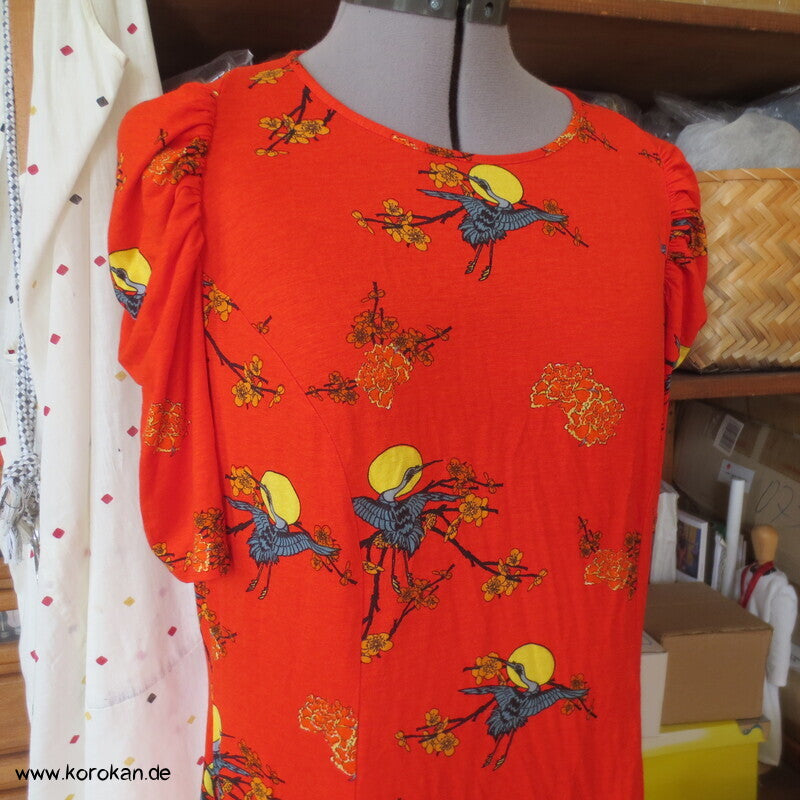 Kraniche vor Mond T Shirt  Kleid XL