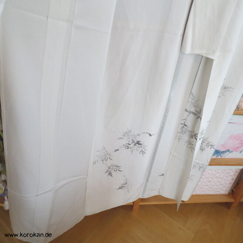 zarte Zweige Hitoe Tsukesage Kimono Rho Seide