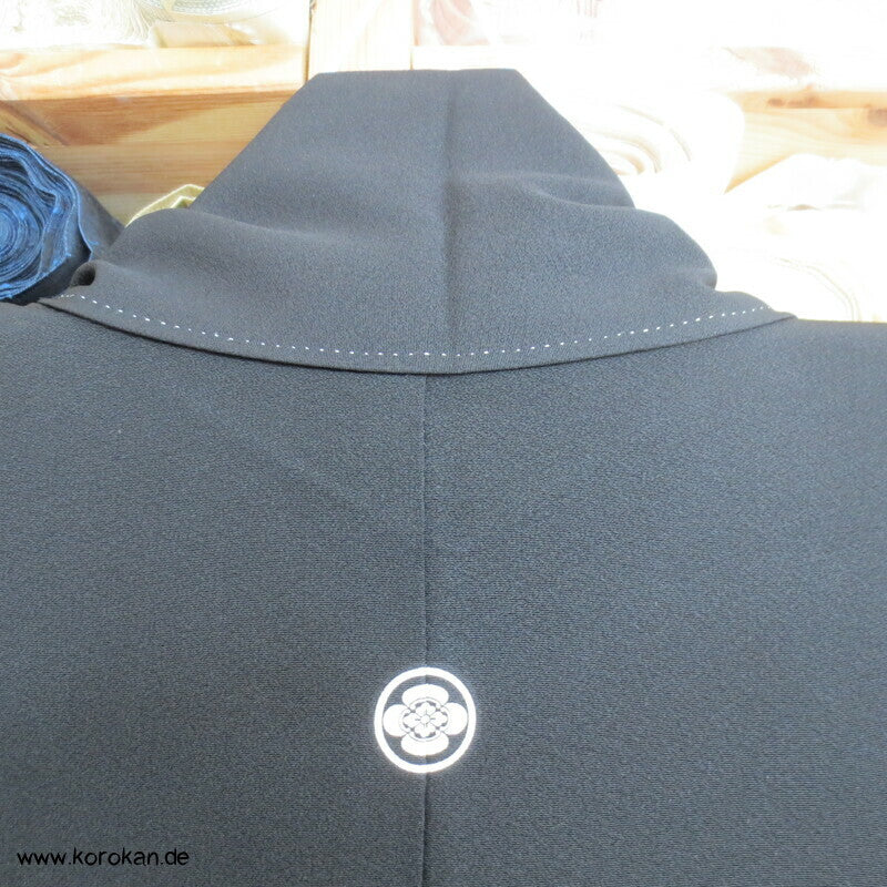 Japan Kimono Hänger Tomesode Seidencrepe