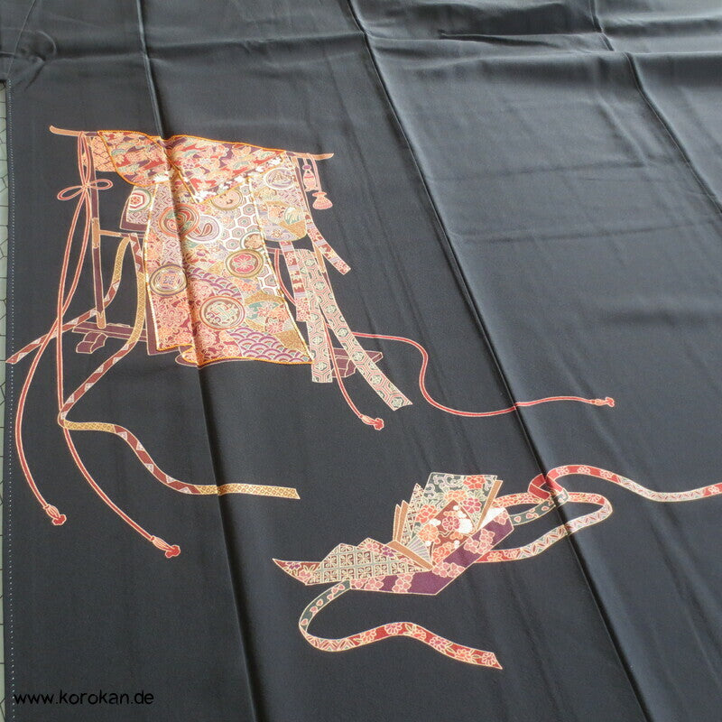 Japan Kimono Hänger Tomesode Seidencrepe