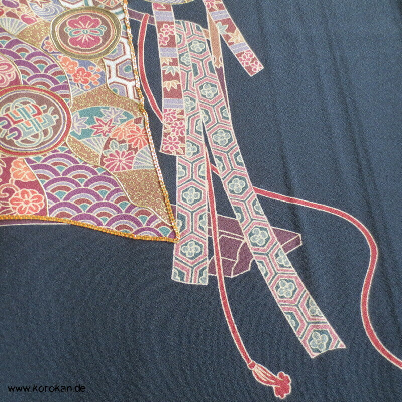 Japan Kimono Hänger Tomesode Seidencrepe