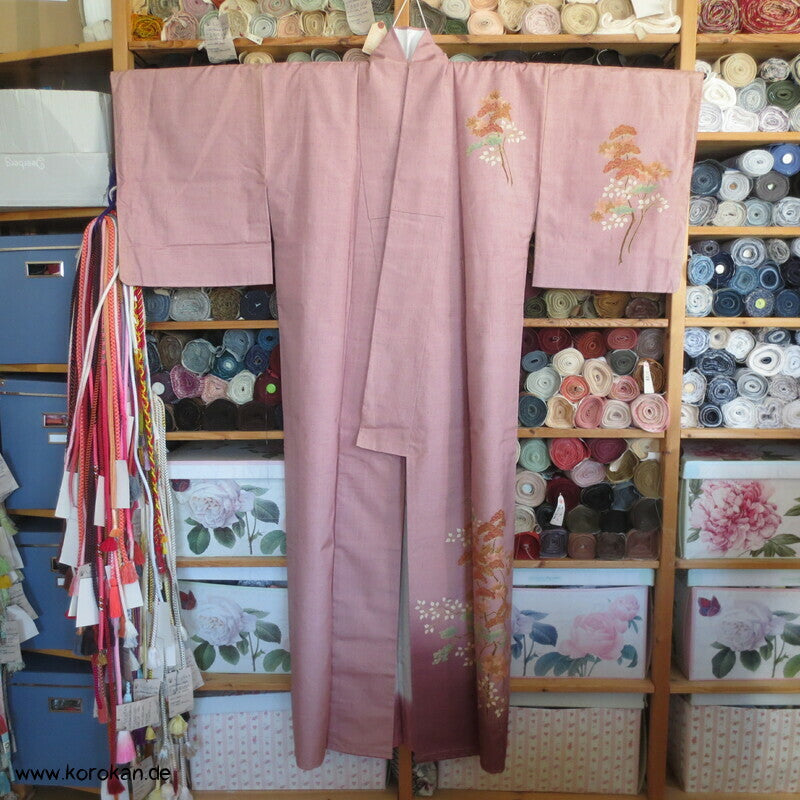 Tsumugi Seiden Tsukesage Kimono mit Baummotiven