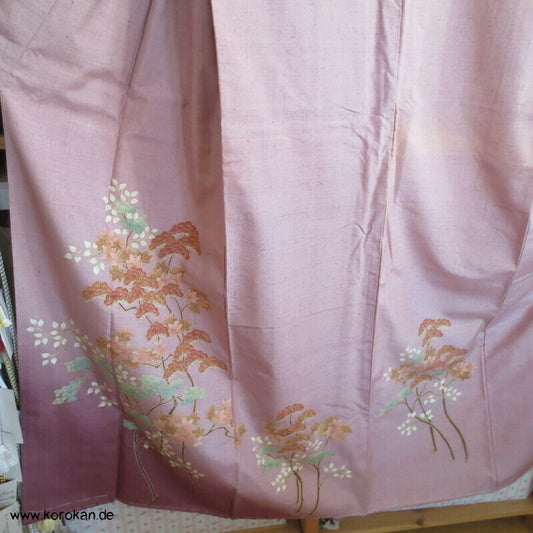 Tsumugi Seiden Tsukesage Kimono mit Baummotiven