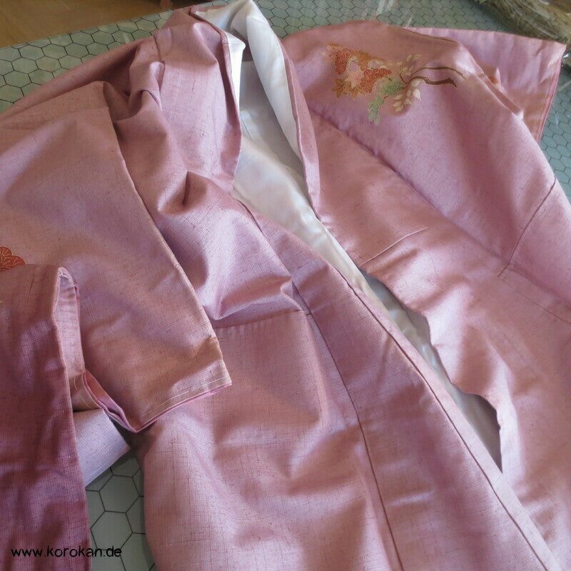 Tsumugi Seiden Tsukesage Kimono mit Baummotiven