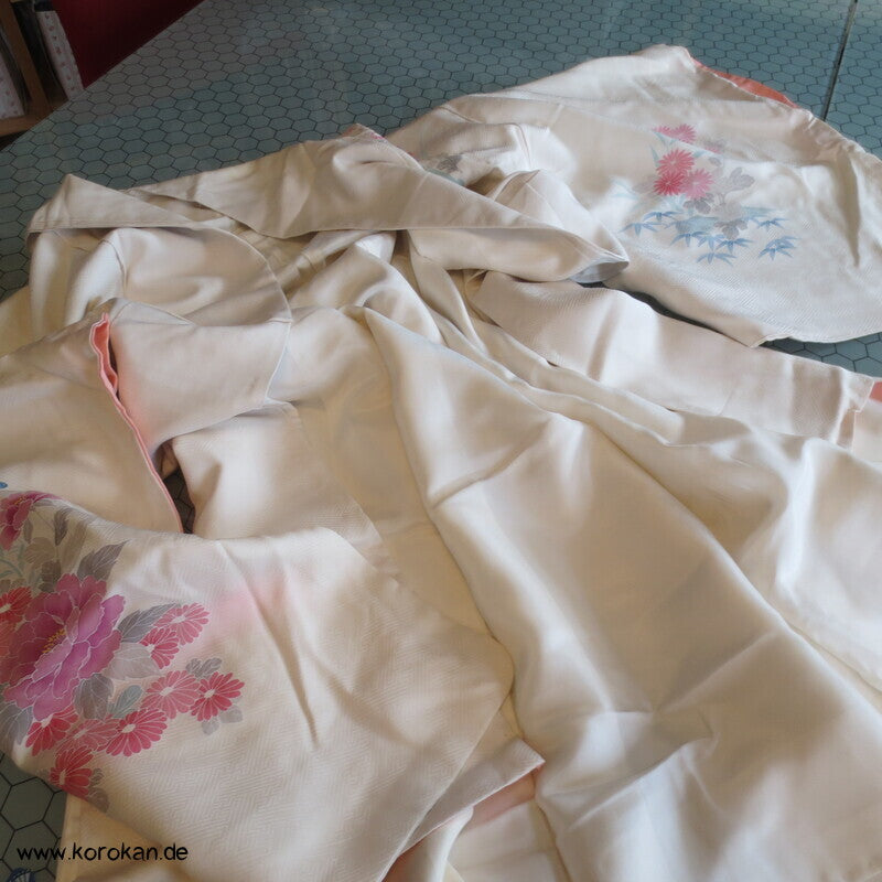 Blumen Homongi Seidendamast Kimono