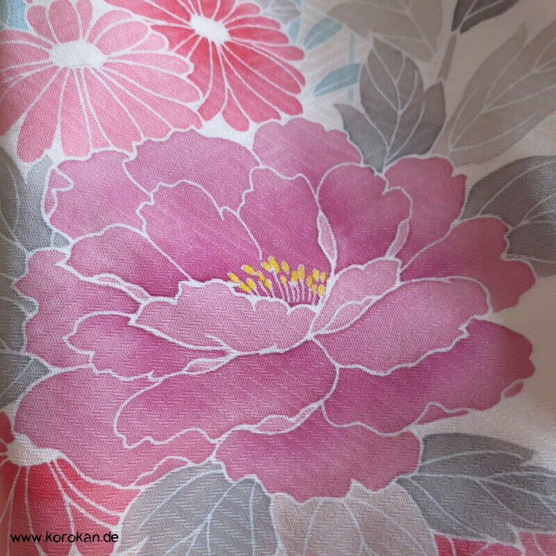 Blumen Homongi Seidendamast Kimono