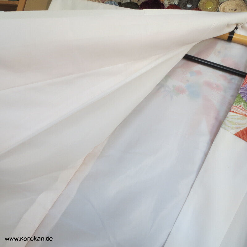 Bambusstäbe mit Blüten Homongi Kimono