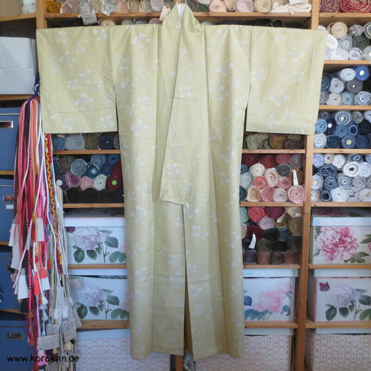 Tsumugi Seiden Kasuri Blättermotive Kimono