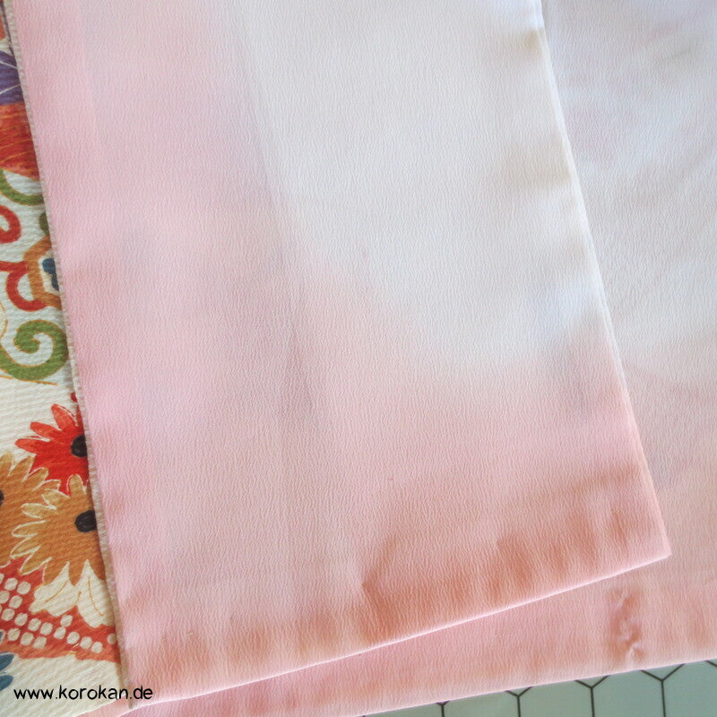 Bambusstäbe mit Blüten Homongi Kimono
