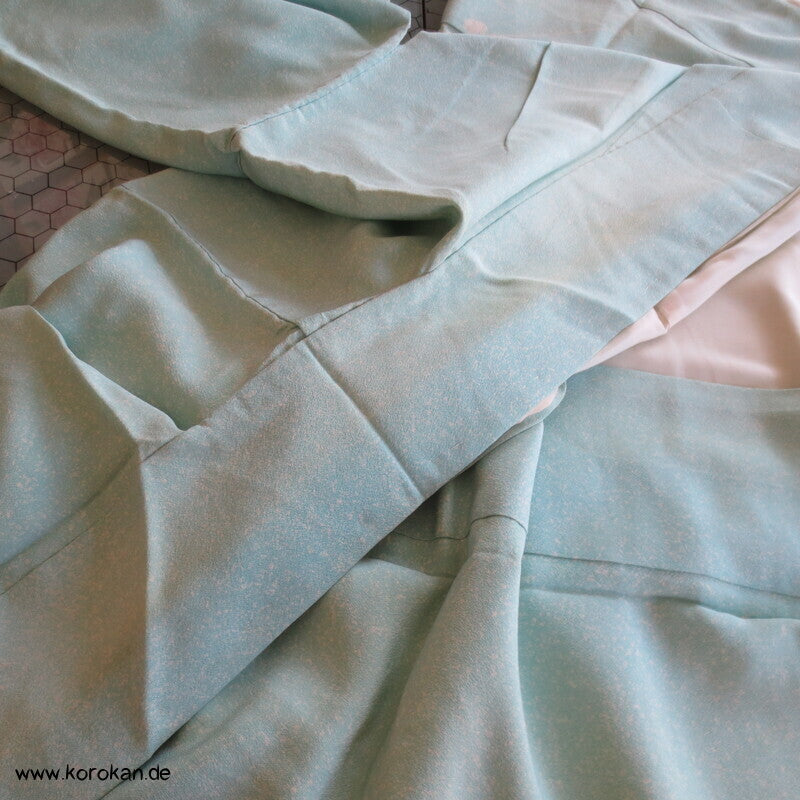 Tsukesage Seidencrepe Kimono Schneelandschaft mit Zweigen