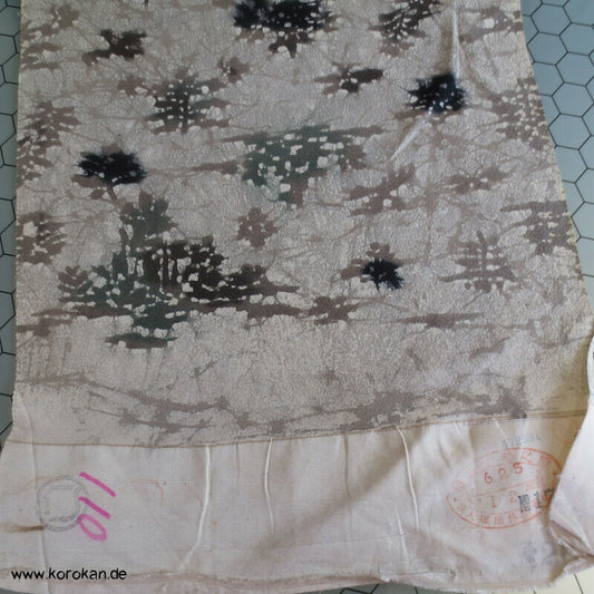 Camouflage graue Chirimen Crepe Kimono Seide