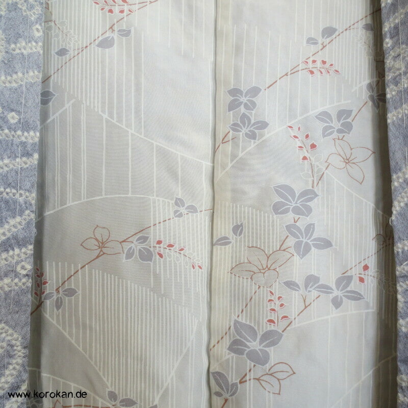 blassblaugraue Wellen auf Satin Full Shibori Haori