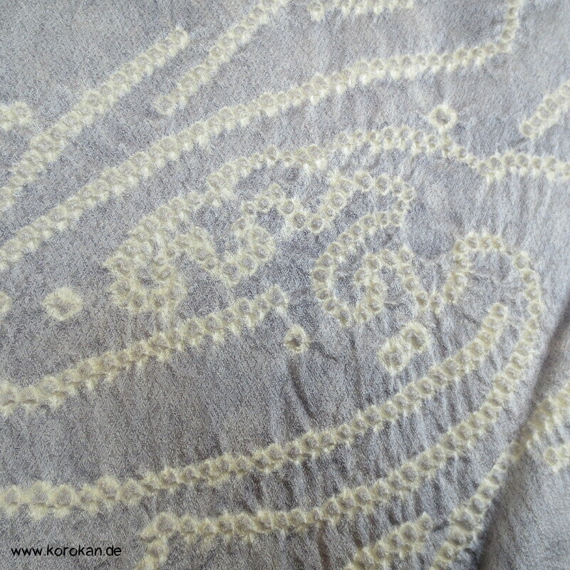 blassblaugraue Wellen auf Satin Full Shibori Haori