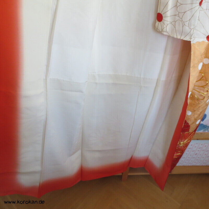 Chrysanthemenwolken Seidendamast Furisode Kimono