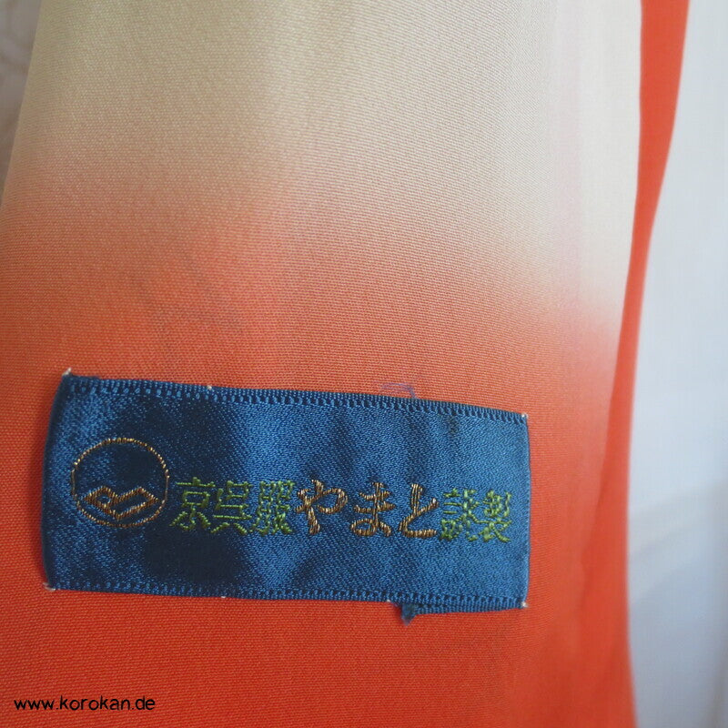 Chrysanthemenwolken Seidendamast Furisode Kimono