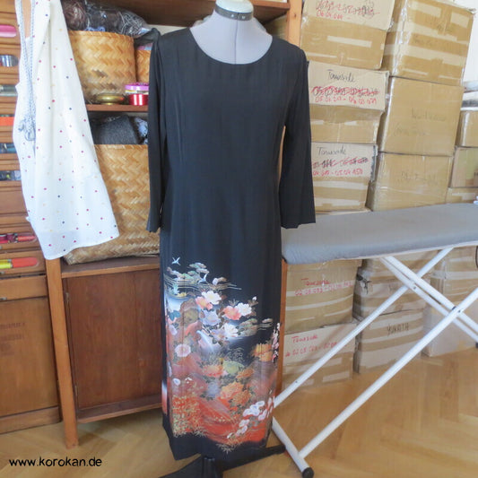 Japan Tomesode Kimono Seidencrepe Upcycling Kleid, Kame, Gr. M, Unikat