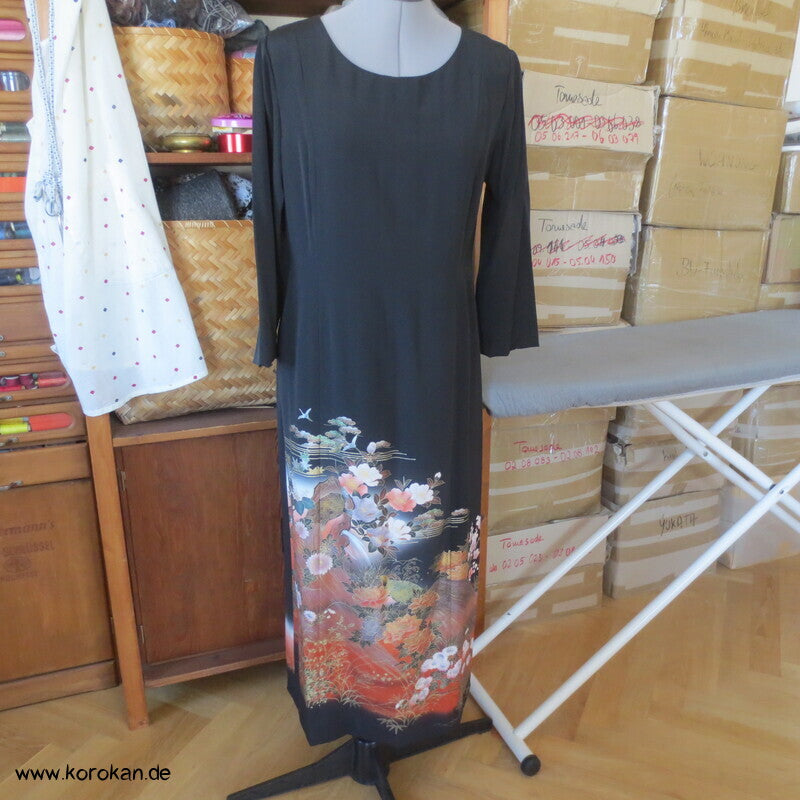 Japan Tomesode Kimono Seidencrepe Upcycling Kleid, Kame, Gr. M, Unikat