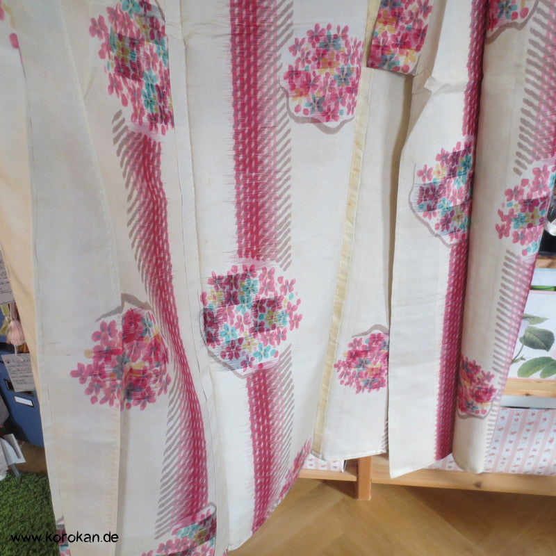 Streifen und Blütenrondelle Hitoe Meisen Komon Kimono