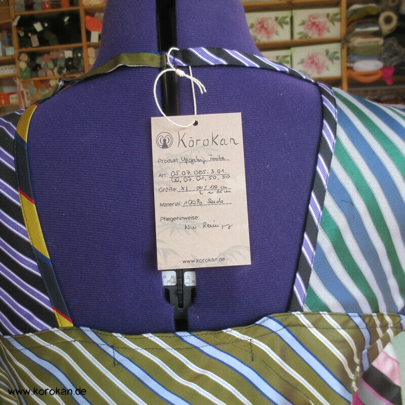 Upcycling Seiden Krawatten Tunika mit kurzen Ärmel und Rechteck Ausschnitt