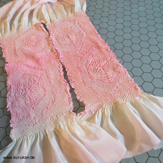 Shibori Kikko auf glatter Seide Obiage