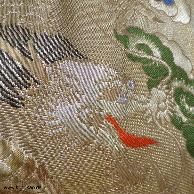 Goldene Glücksdrachen Seidenbrokat für japanische Tempel