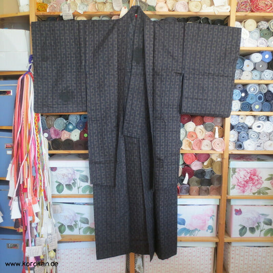 Tsumugi Ensemble Set Haori und Kimono, Kasuri Stufen