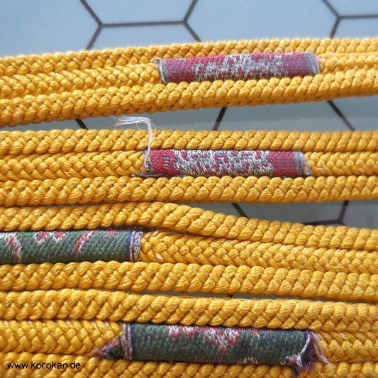 sonnengelber Vintage Obijime, Seide mit eingeflochtenen Stoffstreifen