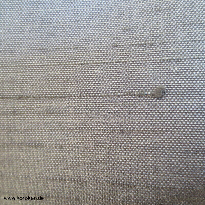 graublaue Tsumugi Seiden Haori Kimonojacke, Maskenfutter