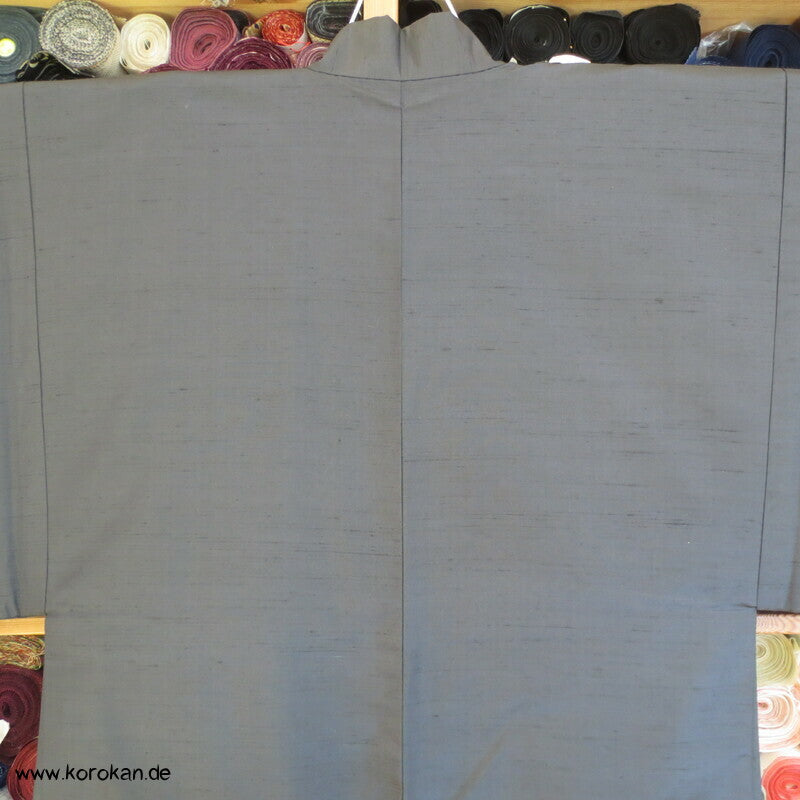 graublaue Tsumugi Seiden Haori Kimonojacke, Maskenfutter