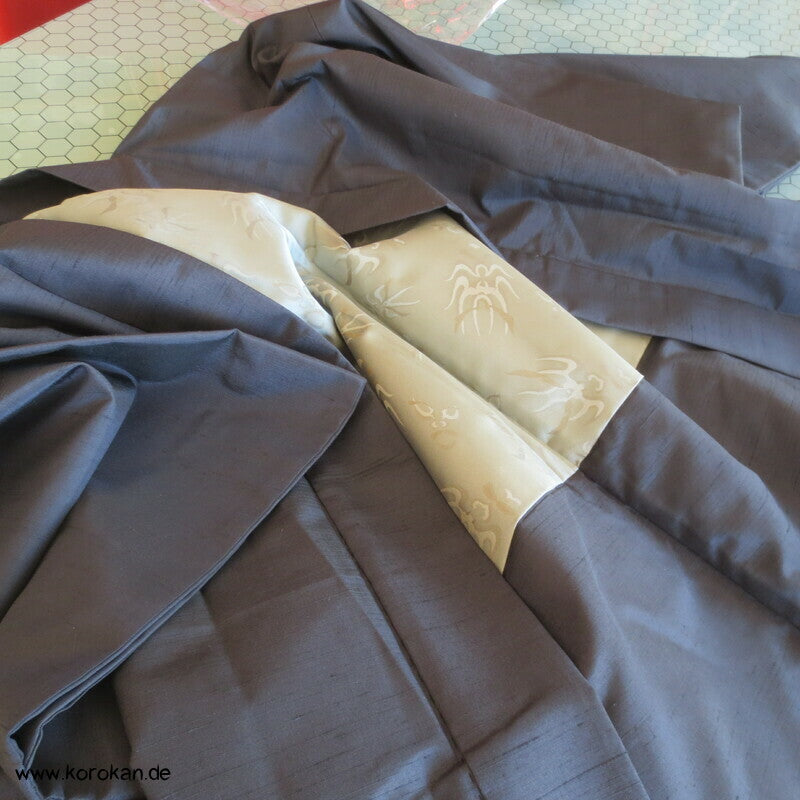 graublaue Tsumugi Seiden Haori Kimonojacke, Maskenfutter