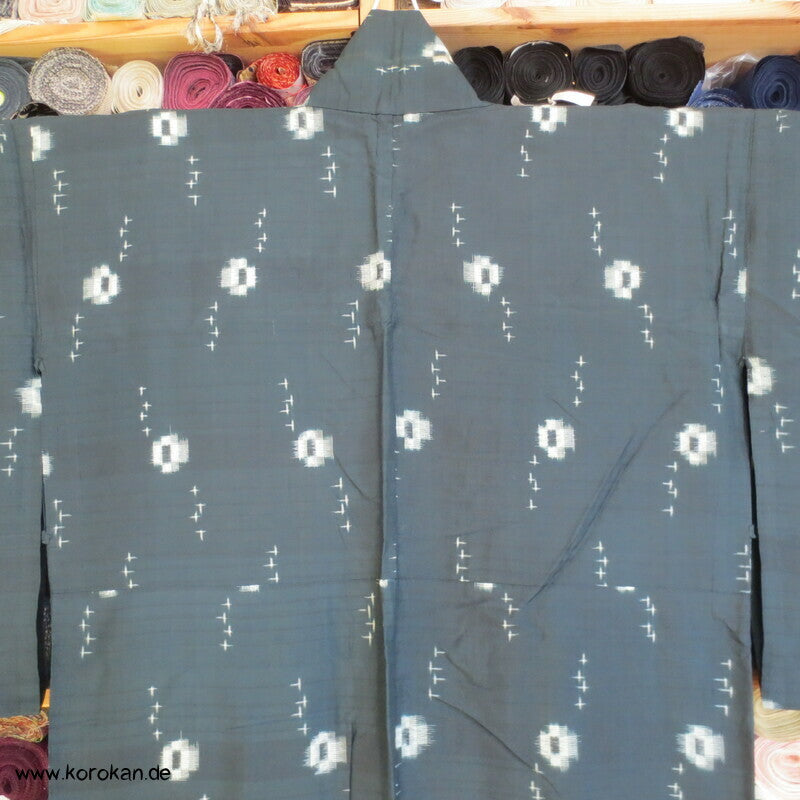 Igeta Kasuri Hitoe Kimono, Meisen Seide