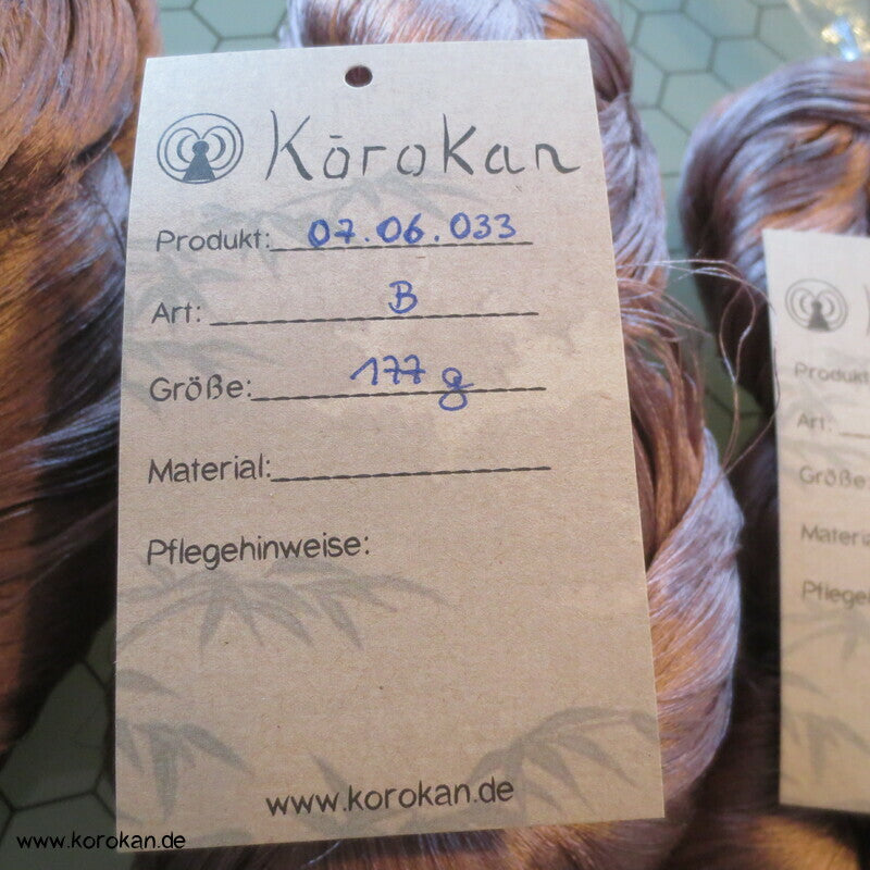 dunkles mauve Seidengarn zum Weben aus japanischer Obi Werkstatt