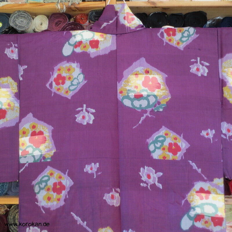 bunte Blumen auf pflaume Meisen Kimono Wildseide