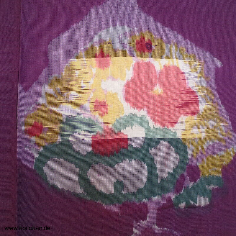 bunte Blumen auf pflaume Meisen Kimono Wildseide