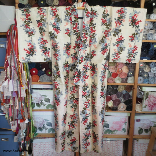 Herbstblättersträuße Meisen Seiden Kimono