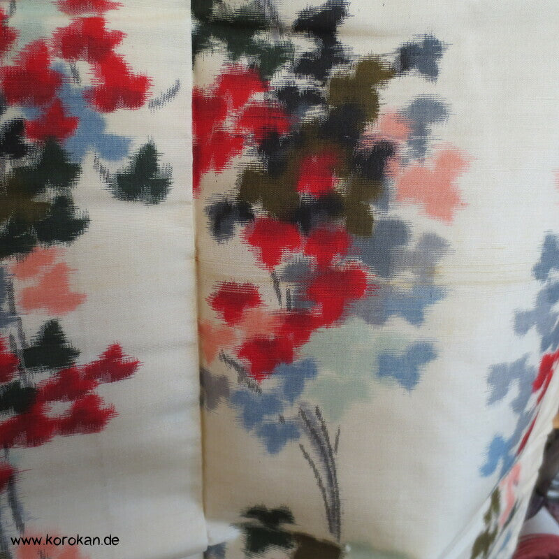 Herbstblättersträuße Meisen Seiden Kimono