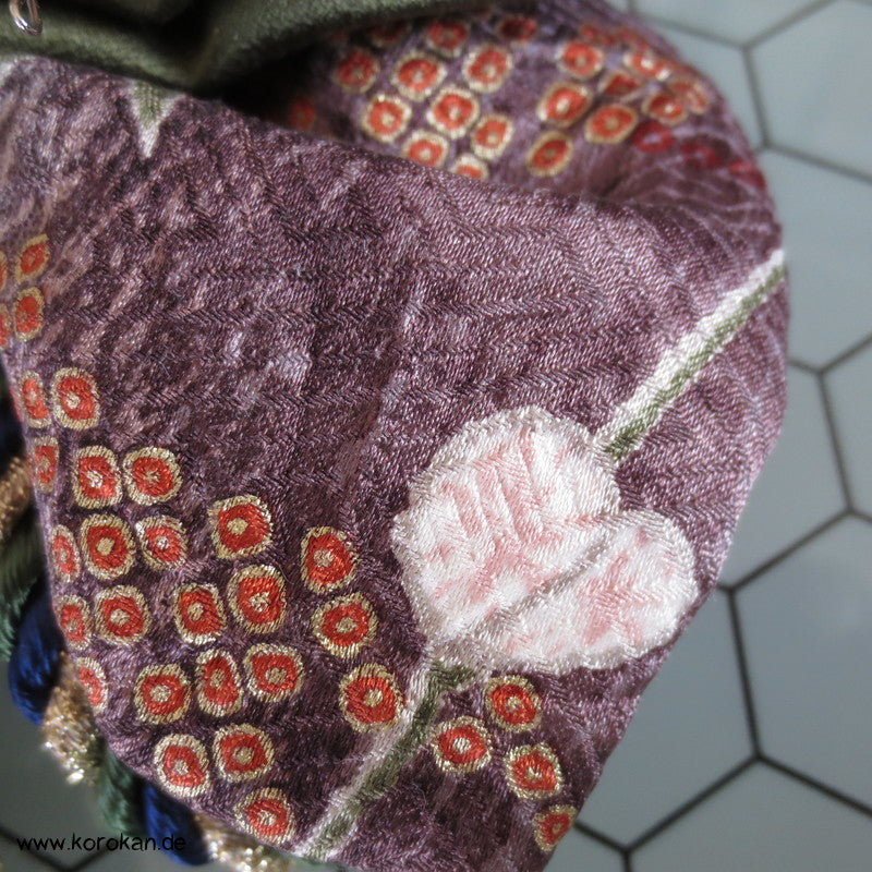 Kanzashi Haarschmuck auf Kamm - bunte Bänder