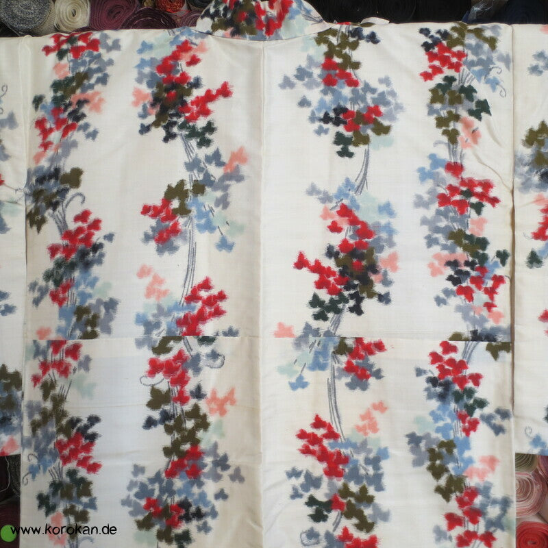 Herbstblättersträuße Meisen Seiden Kimono