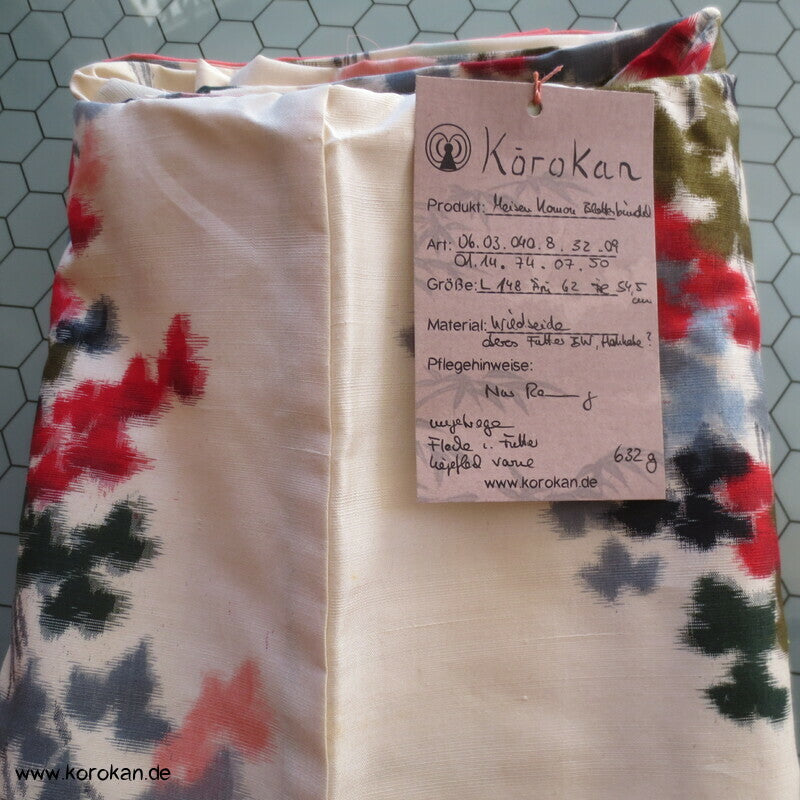 Herbstblättersträuße Meisen Seiden Kimono