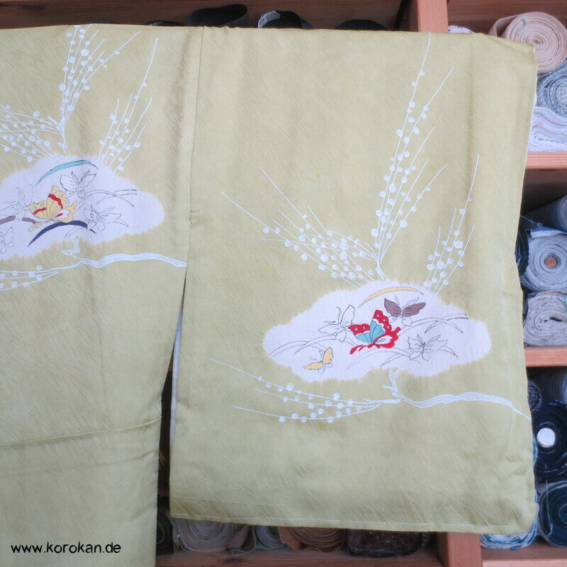 Homongi Kimono Schmetterlingswolken in Seidendamast