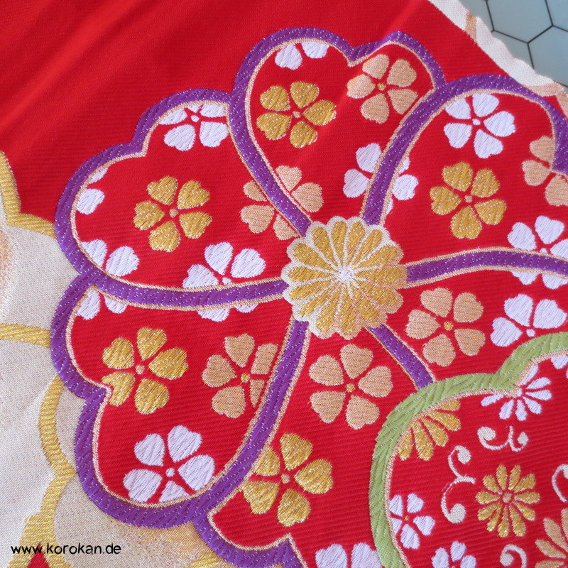 Ume rot Ichikura Brokat, Fukuro Obi Material