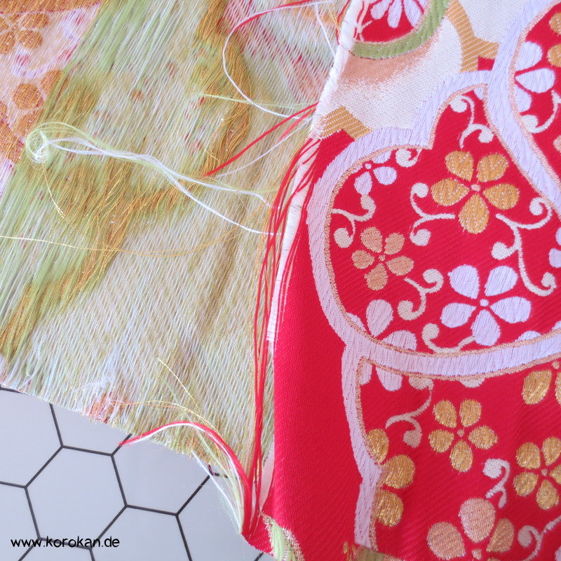 Ume rot Ichikura Brokat, Fukuro Obi Material