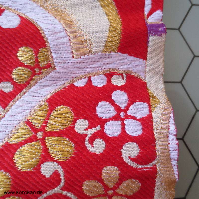 Ume rot Ichikura Brokat, Fukuro Obi Material