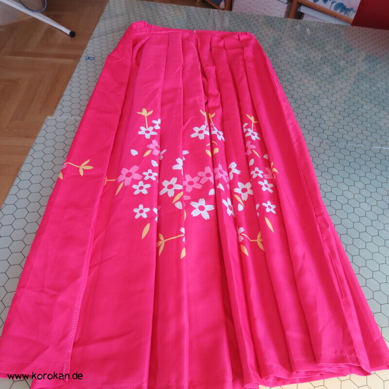 Frauen Faschings Hakama mit Blütendruck