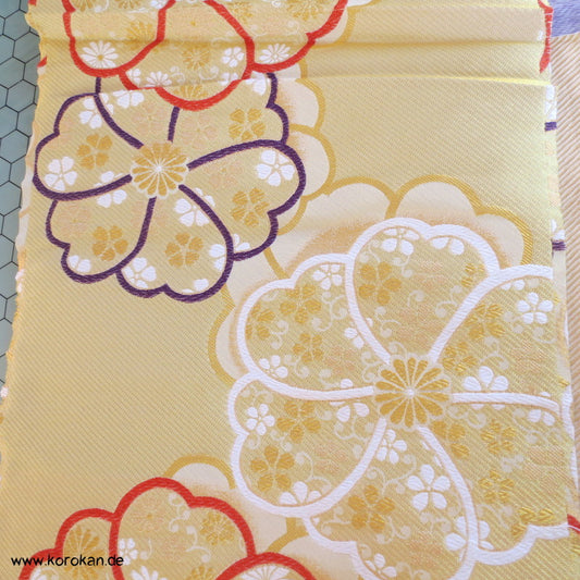 Ume gold Ichikura Brokat , Fukuro Obi Material