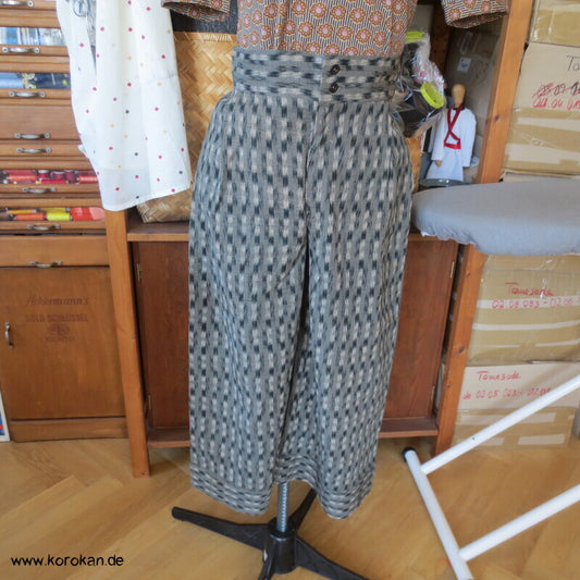 Culotte Hose aus feinem Kimono Seiden Krepp mit Kasuri Muster